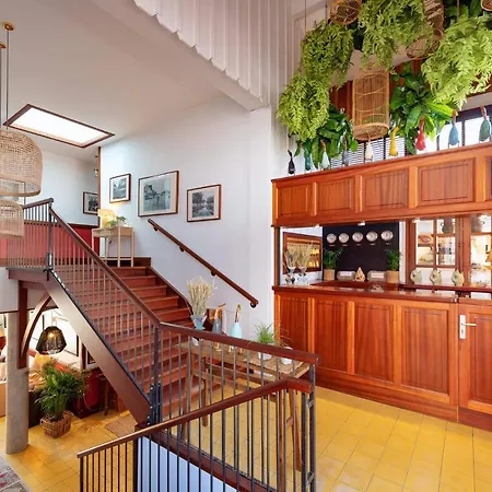 De La Contis-les-Bains