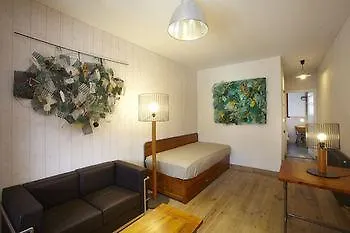 De La Hotel