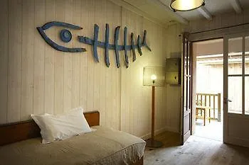 De La Hotel 4*